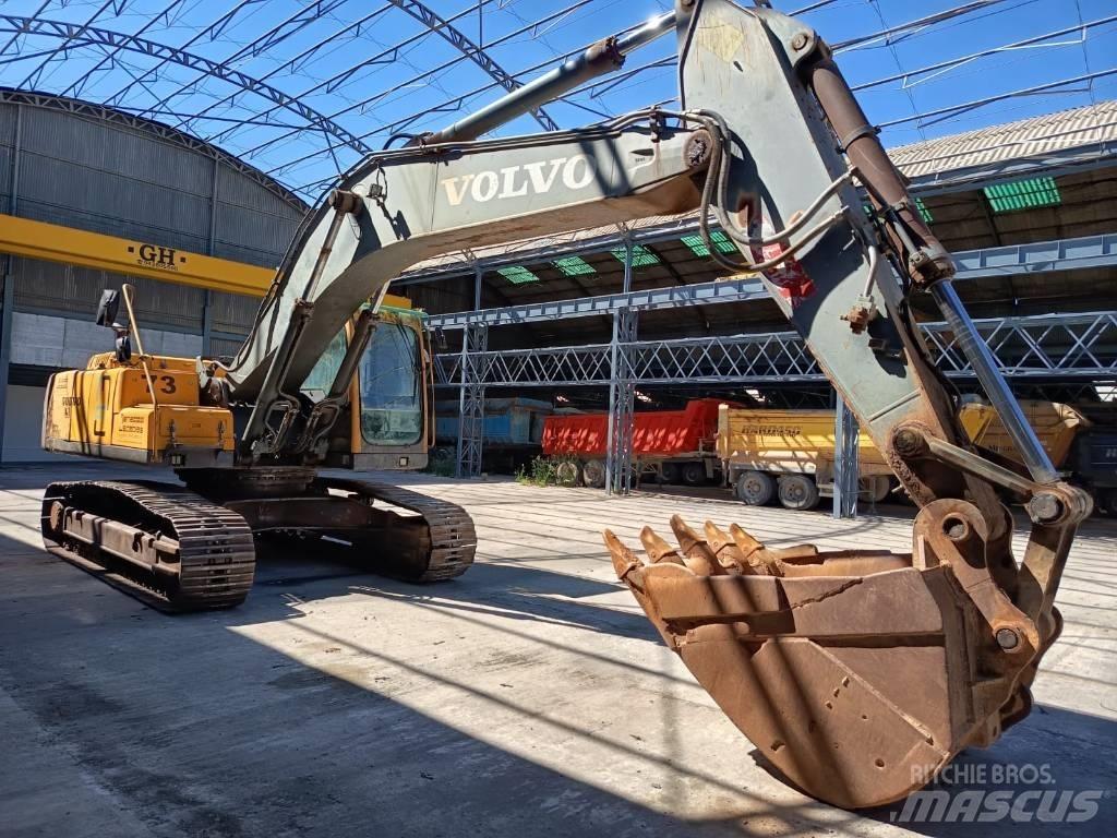Volvo 290 Pelle sur chenilles