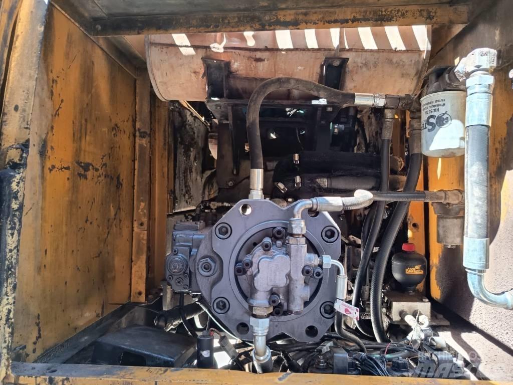 Volvo 290 Pelle sur chenilles