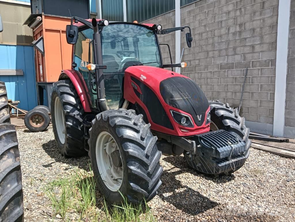 Valtra A 114 Tracteur