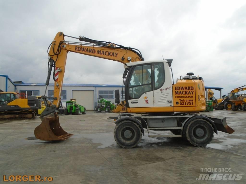 Liebherr A 914 Pelle sur pneus