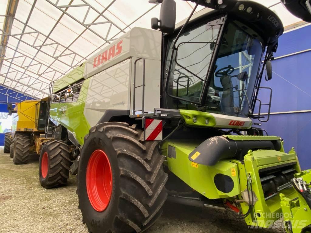 CLAAS Lexion 6900 Moissonneuse batteuse