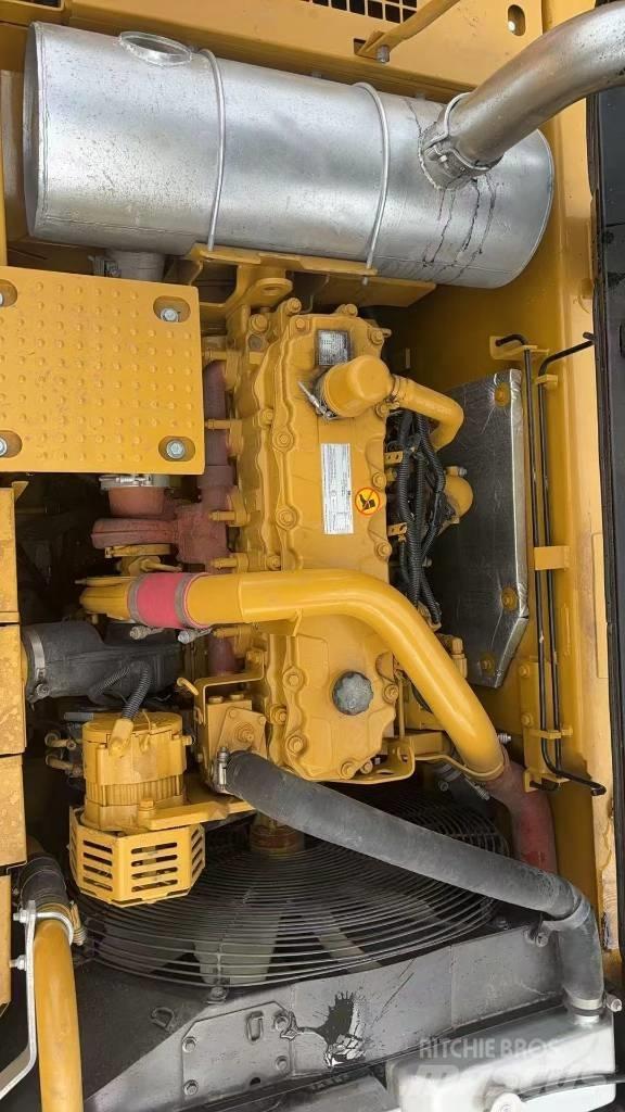 CAT CAT330D2L Mini pelle 7t-12t