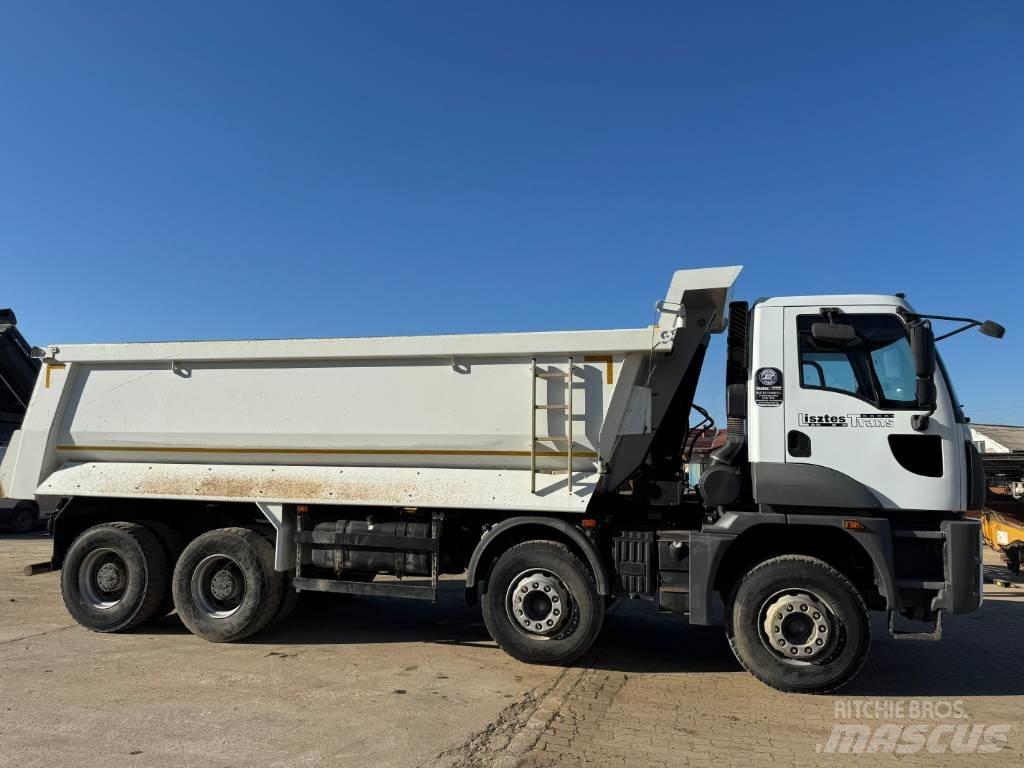 Ford Cargo Camion benne