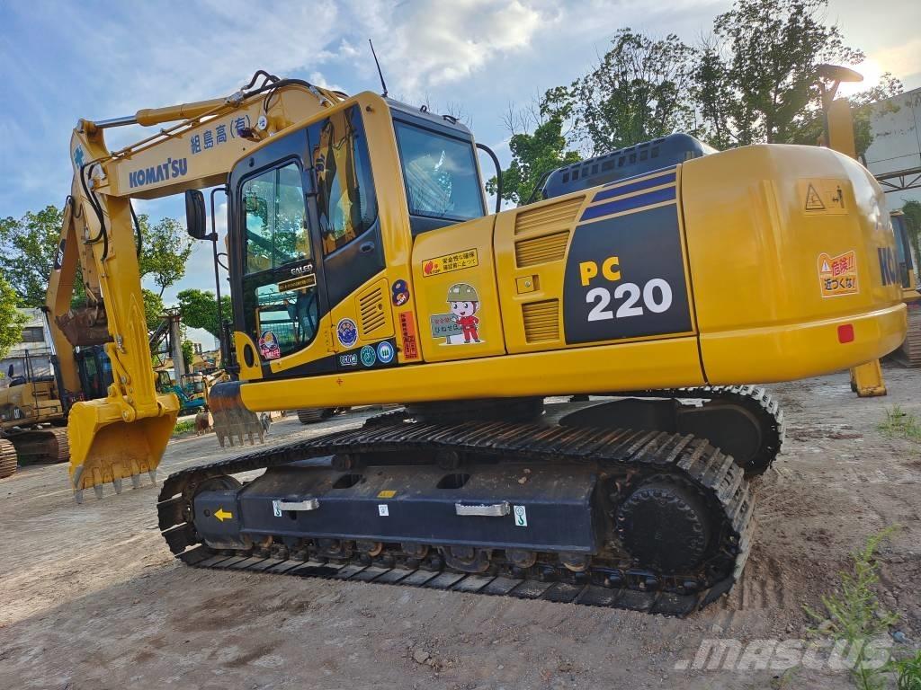 Komatsu PC 220 Pelle sur chenilles