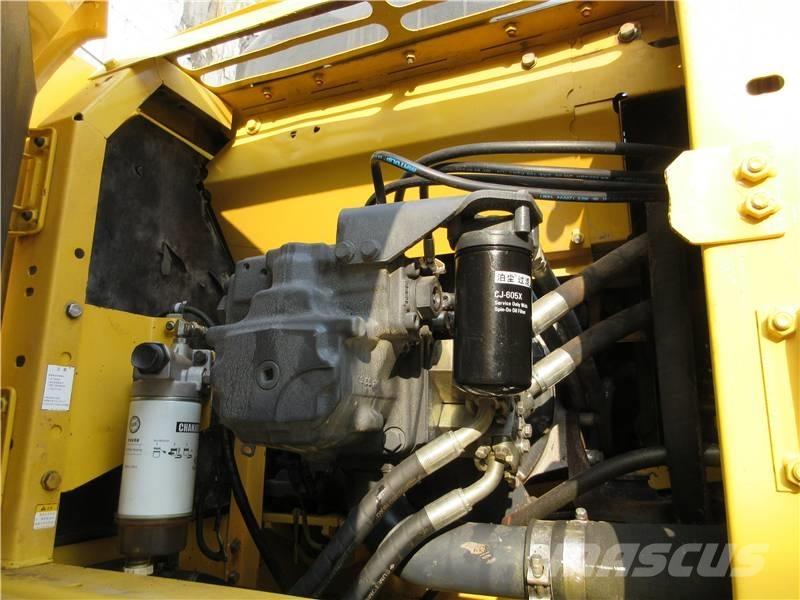 Komatsu PC 220 Pelle sur chenilles
