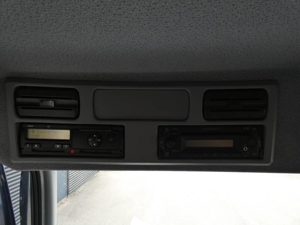Mercedes-Benz Atego Camion porte engin