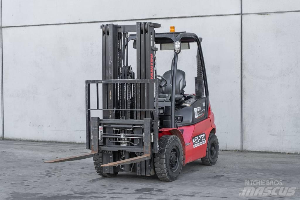 Manitou MI 25 D Chariots diesel