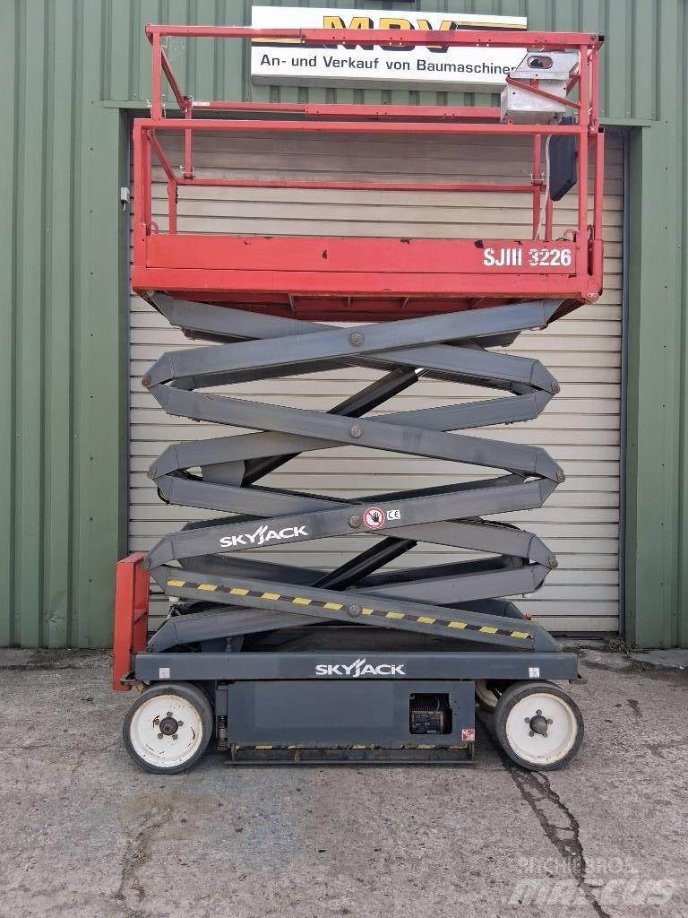 SkyJack SJ III 3226 Nacelle ciseaux