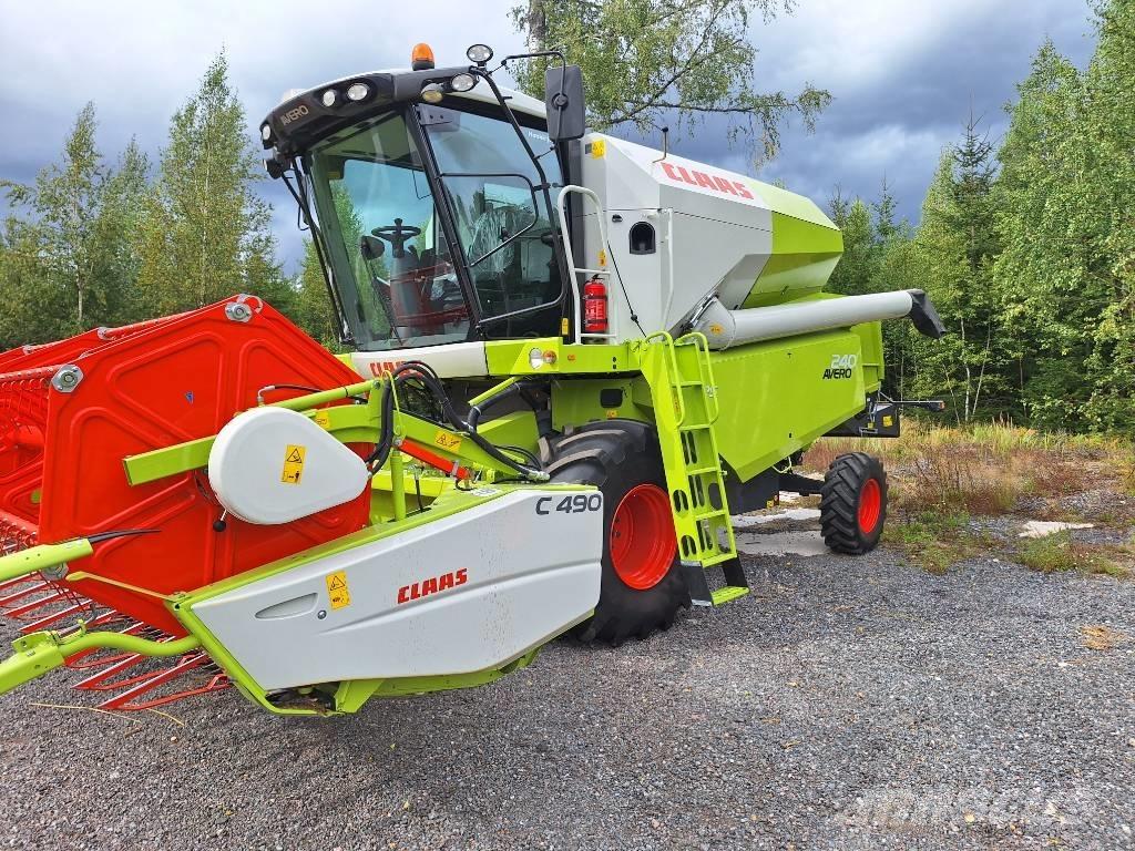 CLAAS Avero 240 Moissonneuse batteuse