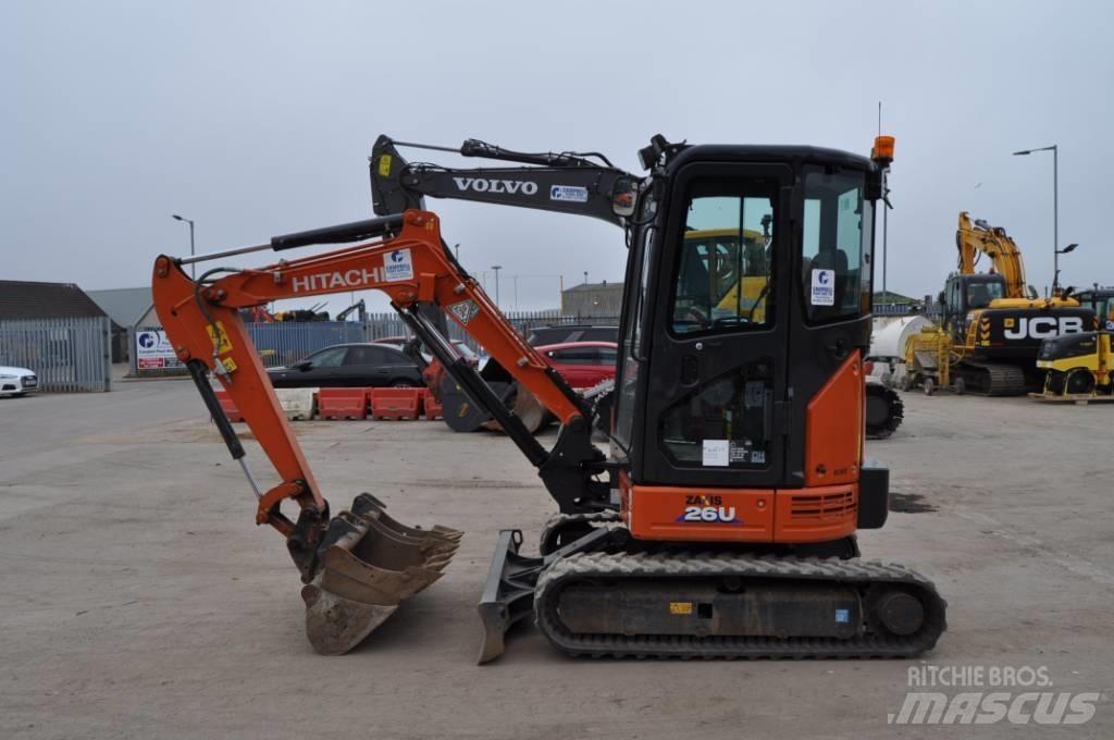 Hitachi ZX 26 U-6 Mini pelle < 7t