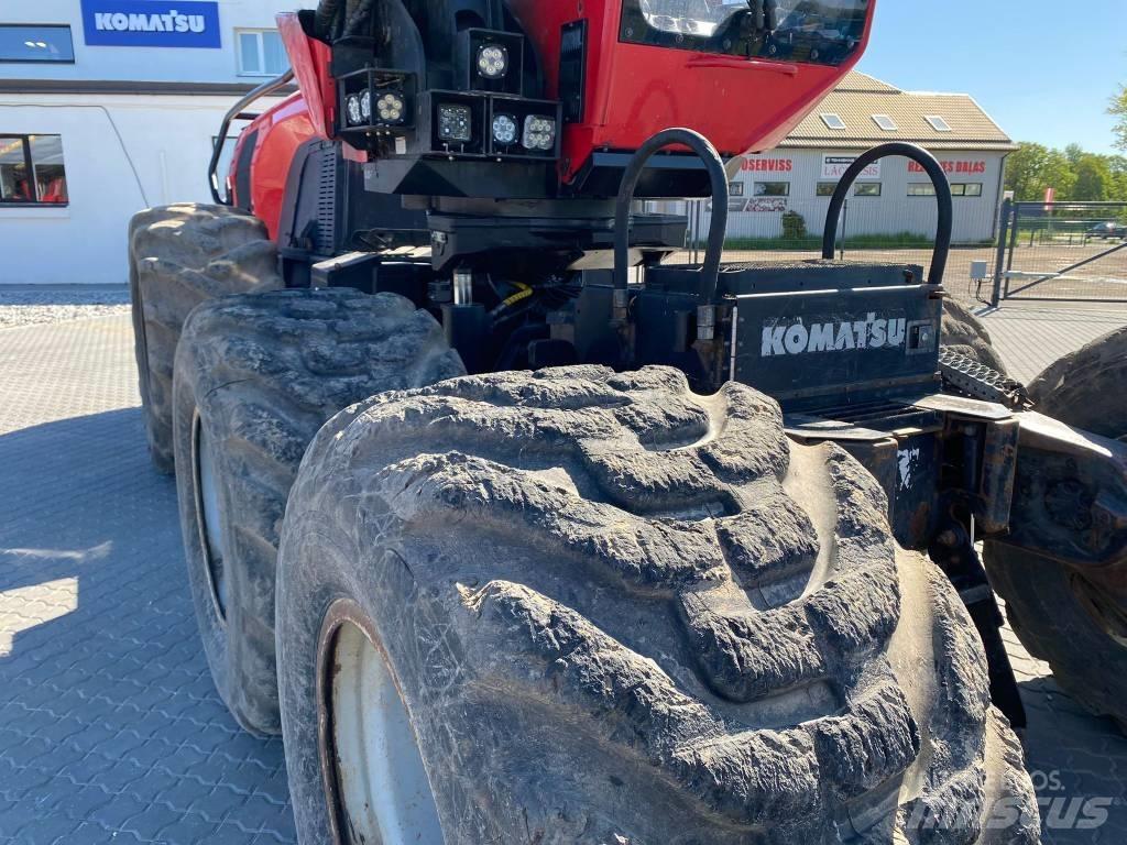 Komatsu 911 Abatteuse