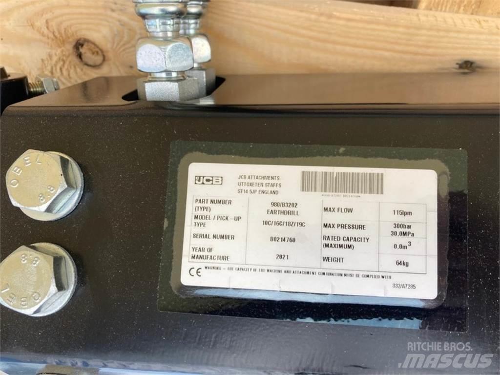 JCB B3202 Enfonce pieu hydraulique