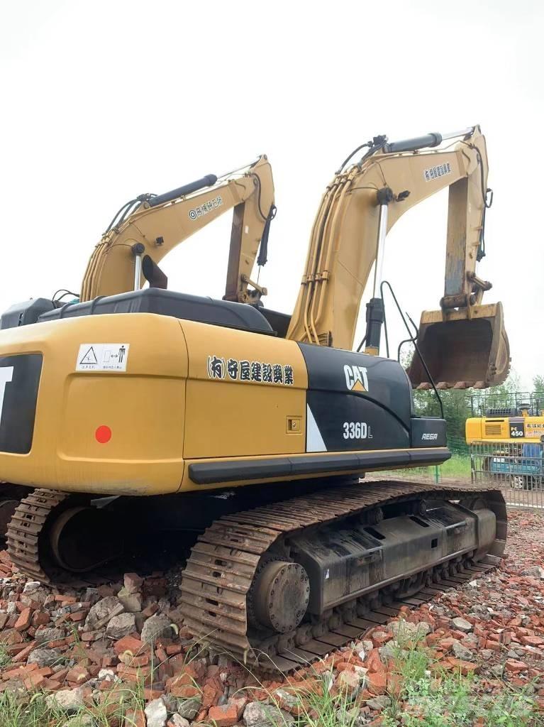 CAT 336 D L Pelle sur chenilles
