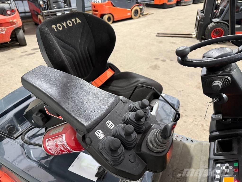 Toyota 8 FBEK 16 T Chariots élévateurs électriques