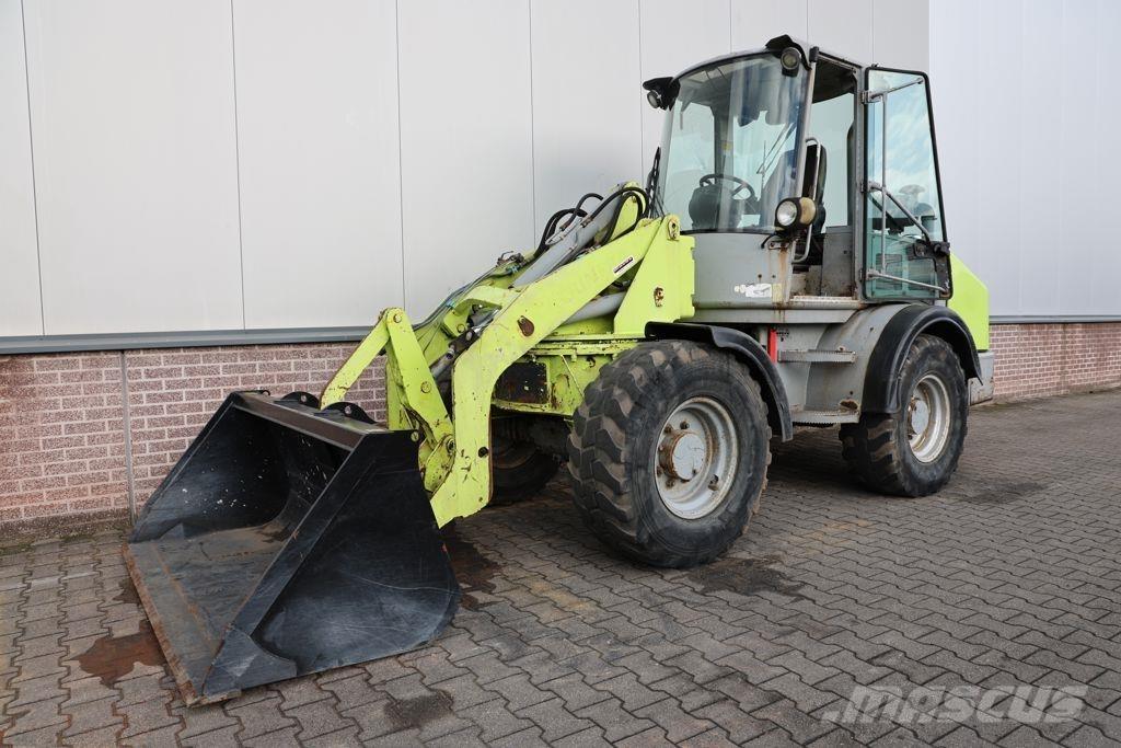 Paus SL755 Chargeuse sur pneus