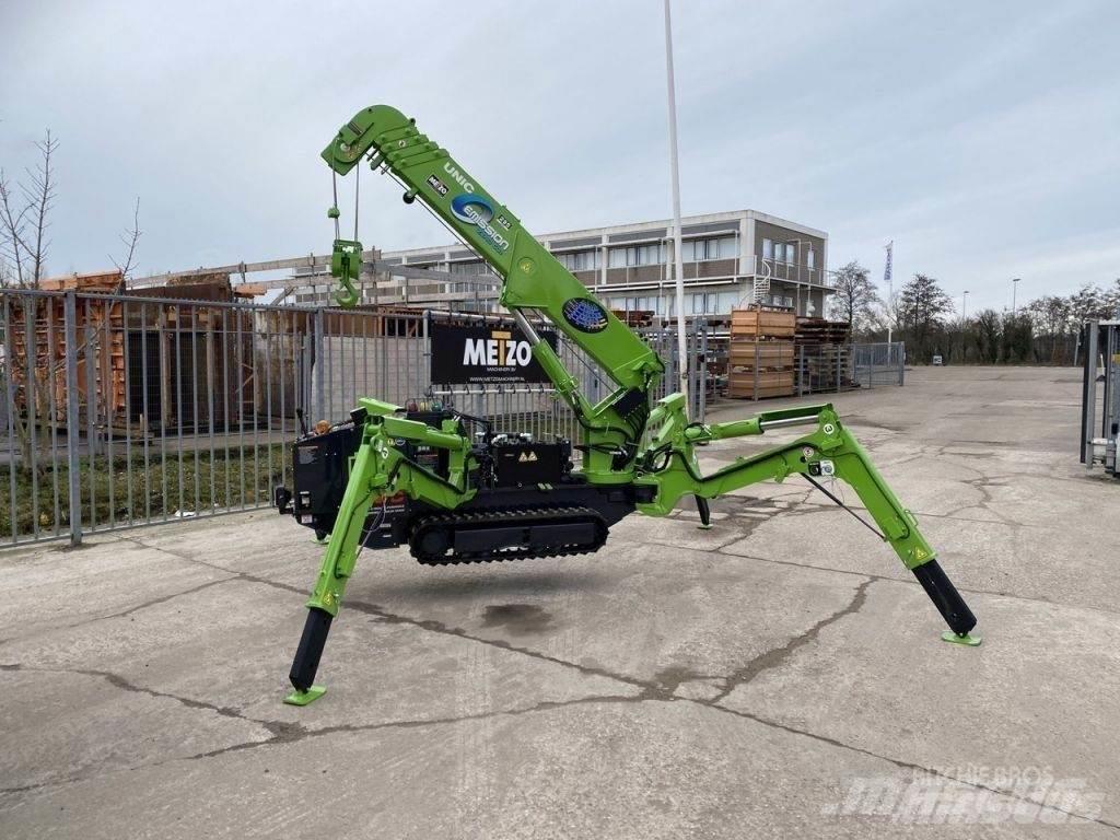 Unic URW 295 Grues tout terrain