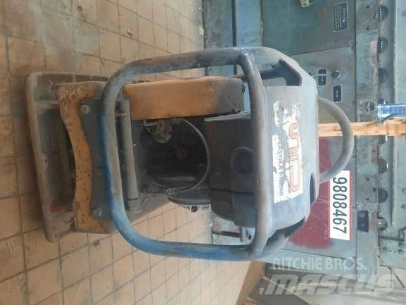 Weber mt Compacteurs