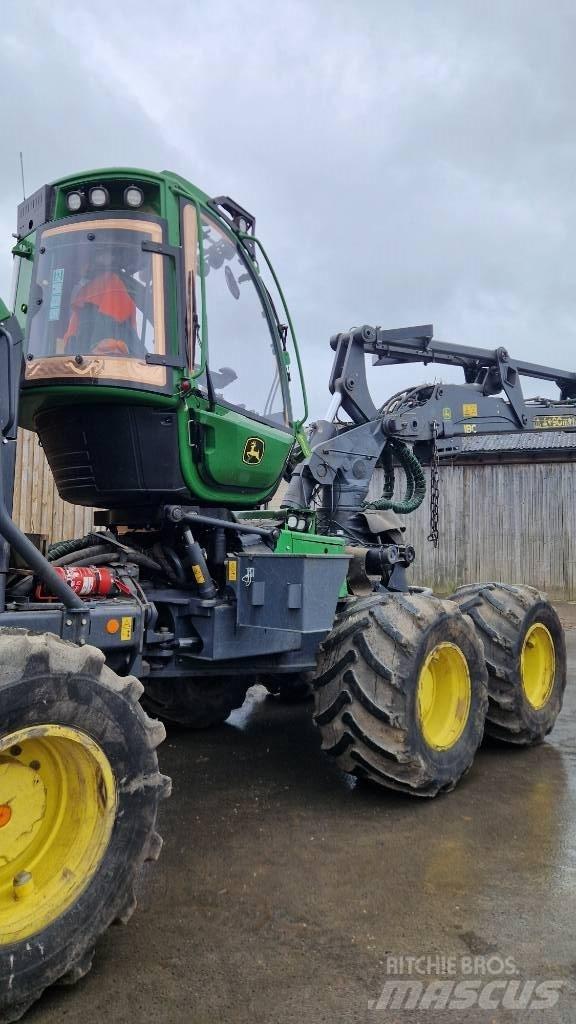 John Deere 1270 G Abatteuse