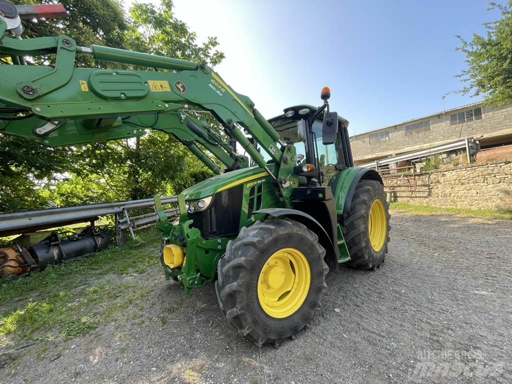 John Deere 6120 M Tracteur