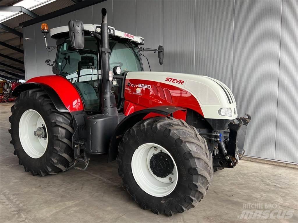 Steyr CVT 6220 Tracteur