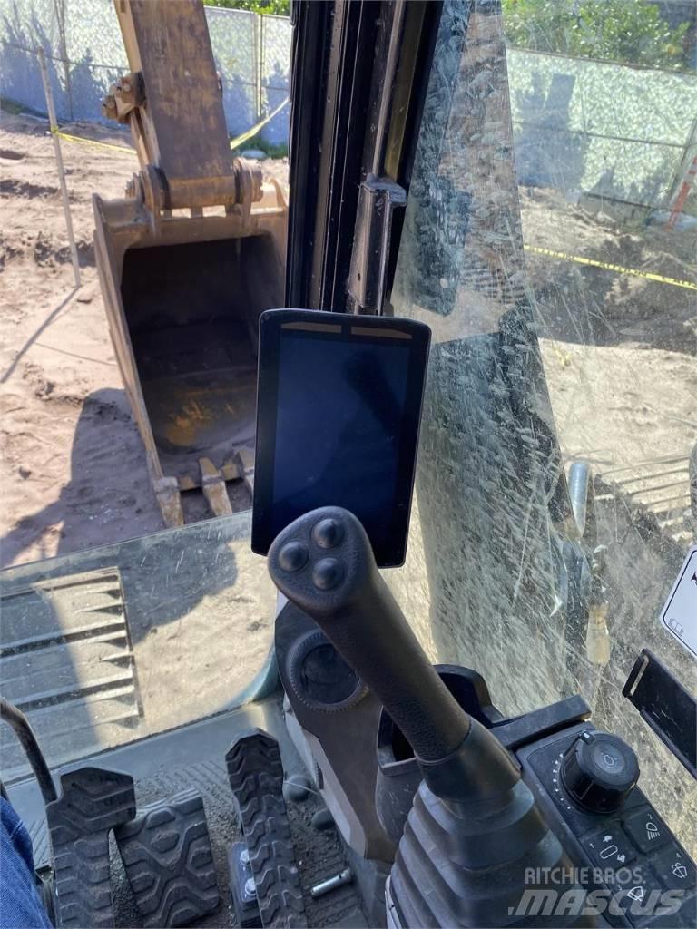 CAT 330 GC Pelle sur chenilles