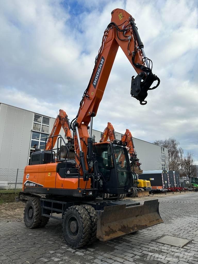 Doosan DX 190 W-7 Pelle sur pneus