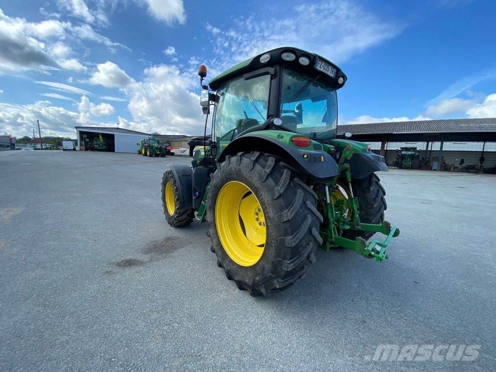 John Deere 6120R Tracteur