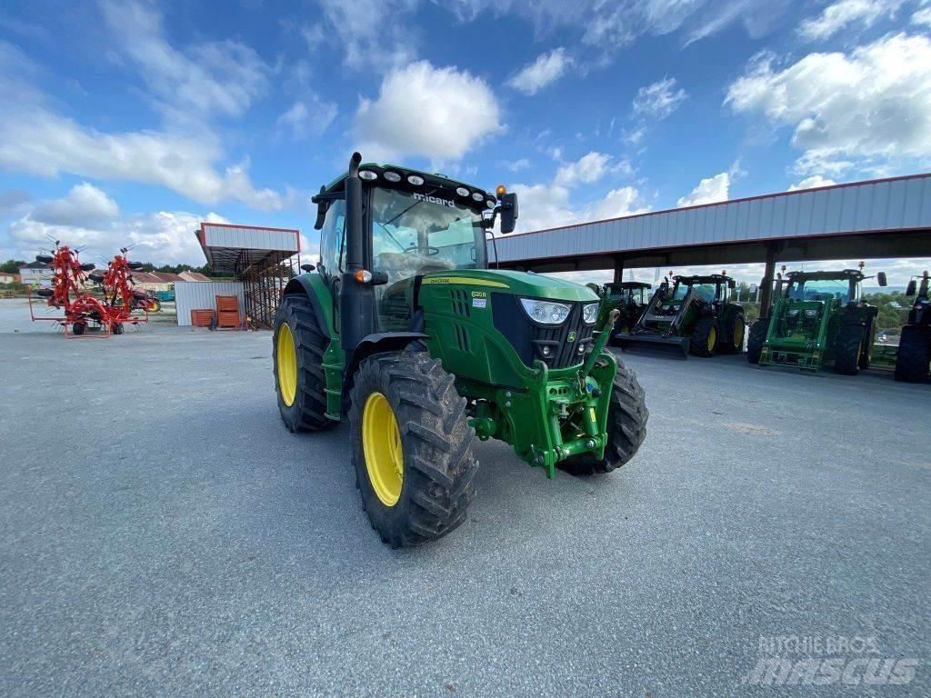 John Deere 6120R Tracteur