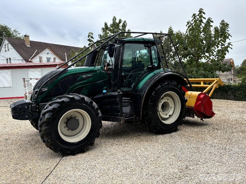 Valtra T 174 Tracteur