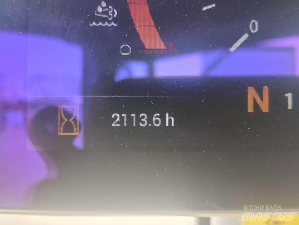 New Holland W130D LR Chargeuse sur pneus