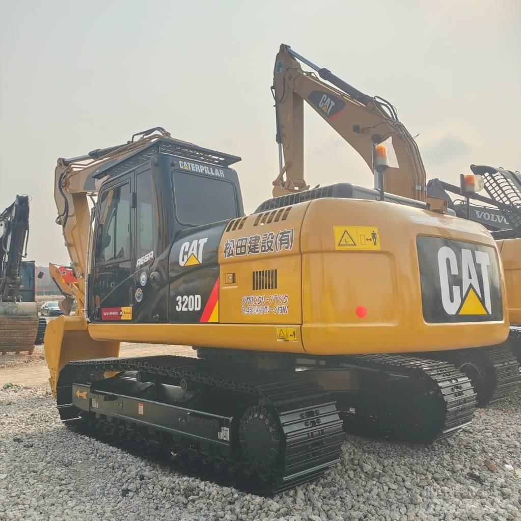 CAT 320 D Pelle sur chenilles