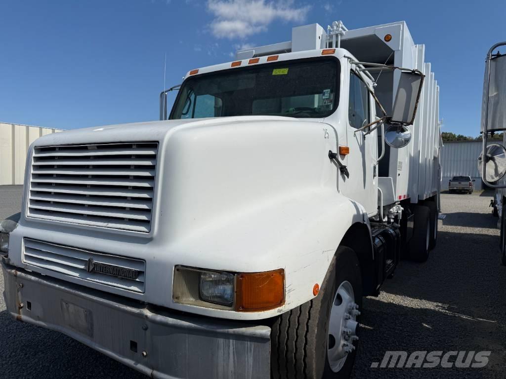 International 2574 Camion poubelle