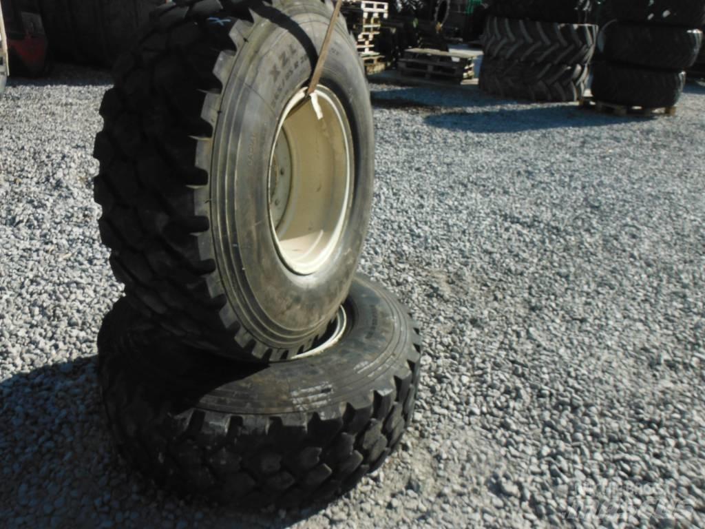 Michelin 365/85R20 Pneus, roues et jantes