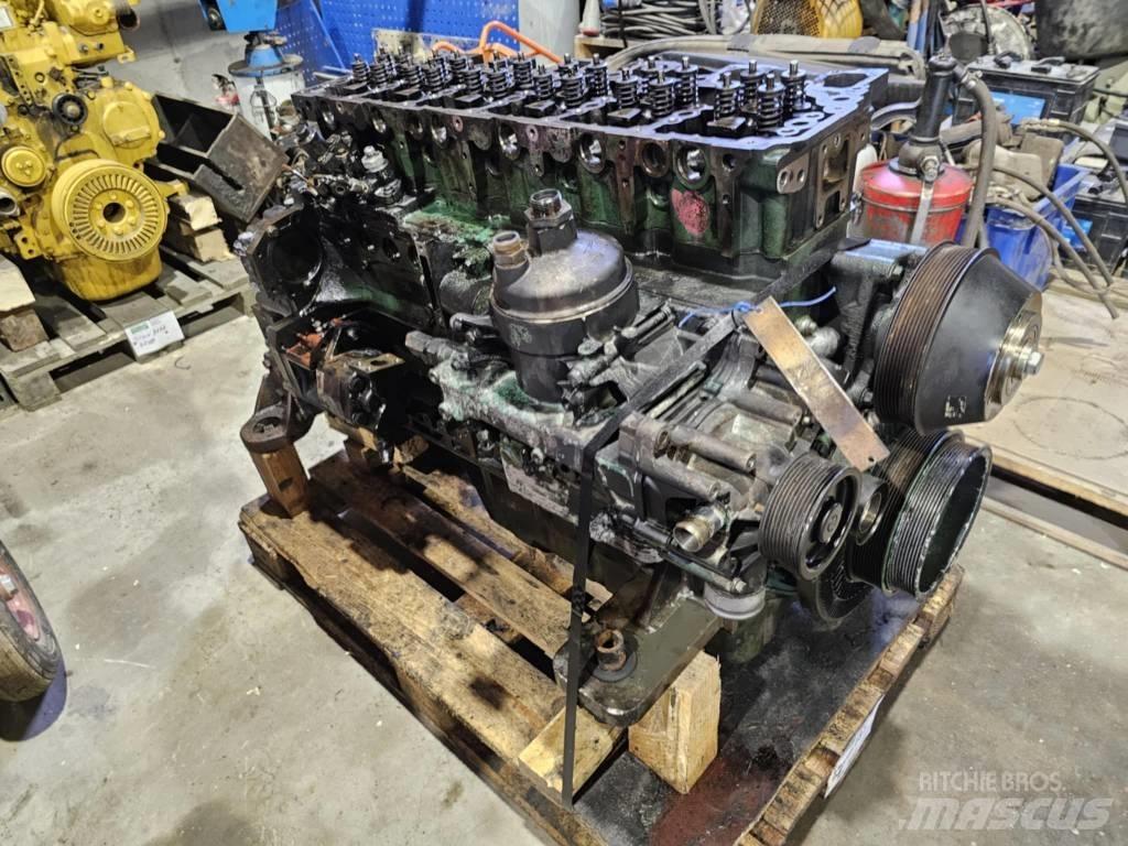 Volvo D8J Moteur