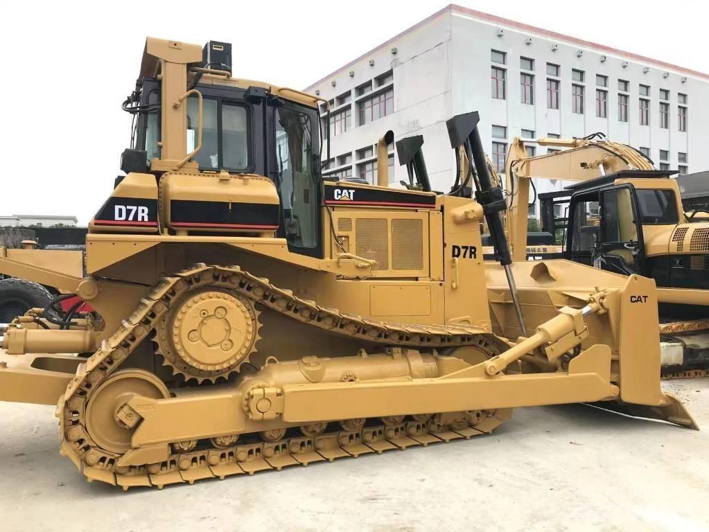 CAT D 7 R Bouteurs sur chenilles