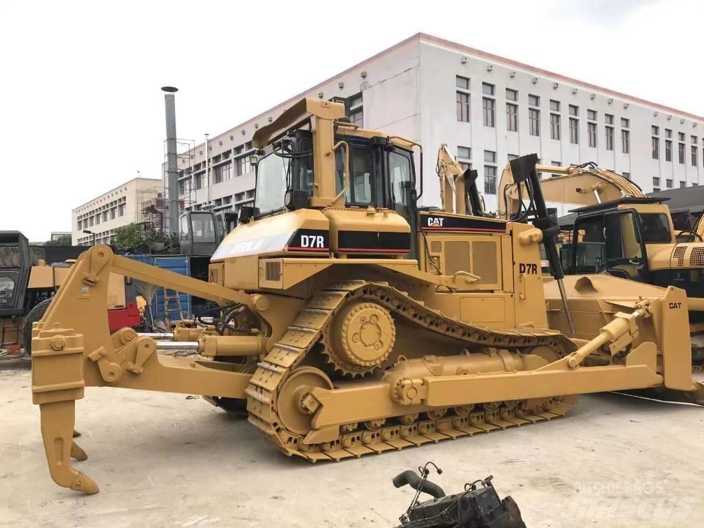 CAT D 7 R Bouteurs sur chenilles