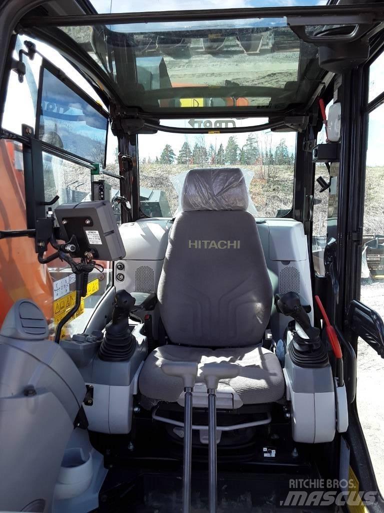 Hitachi ZX135US-6 Pelle sur chenilles