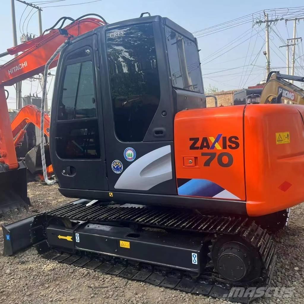 Hitachi ZX 70 Pelle sur chenilles