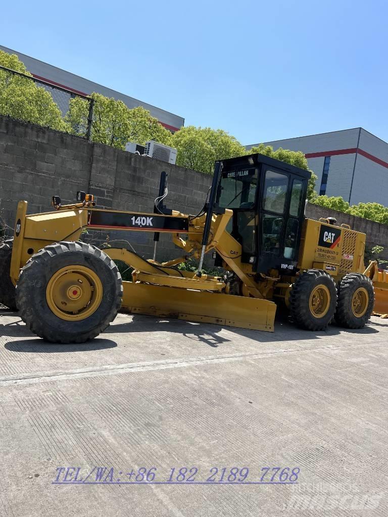 CAT 140K Niveleuse