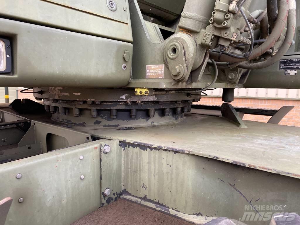 CAT 315M Pelle sur pneus