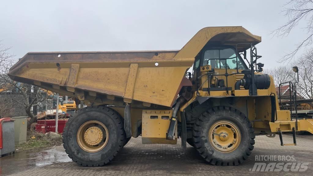 CAT 770 Tombereau articulé