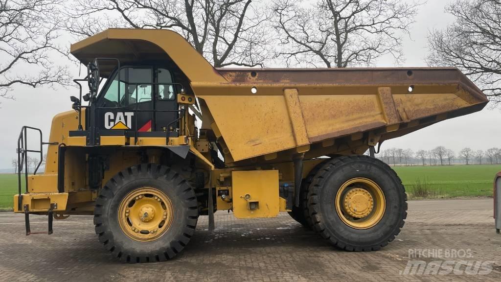 CAT 770 Tombereau articulé