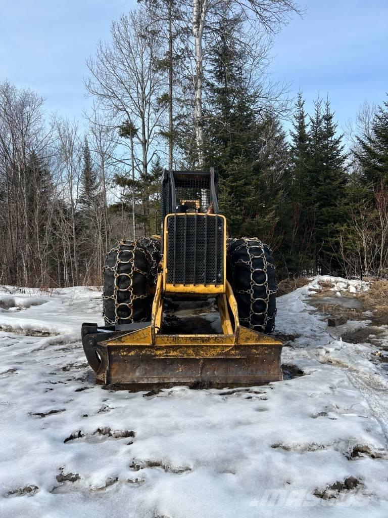 John Deere 640 D Débusqueur