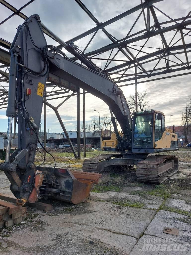 Volvo EC 250 D L Pelle sur chenilles