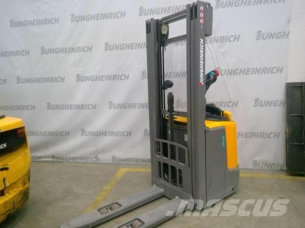 Jungheinrich ERC 212 Gerbeurs Automoteurs