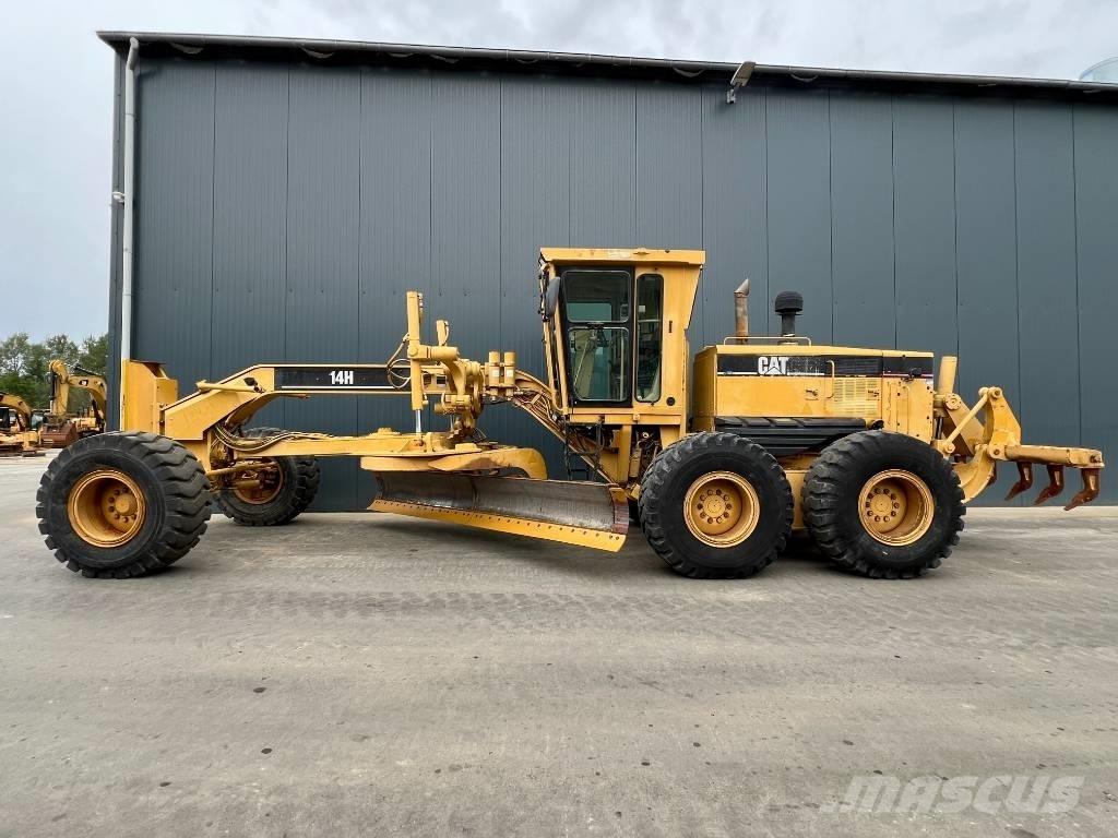 CAT 14H Niveleuse