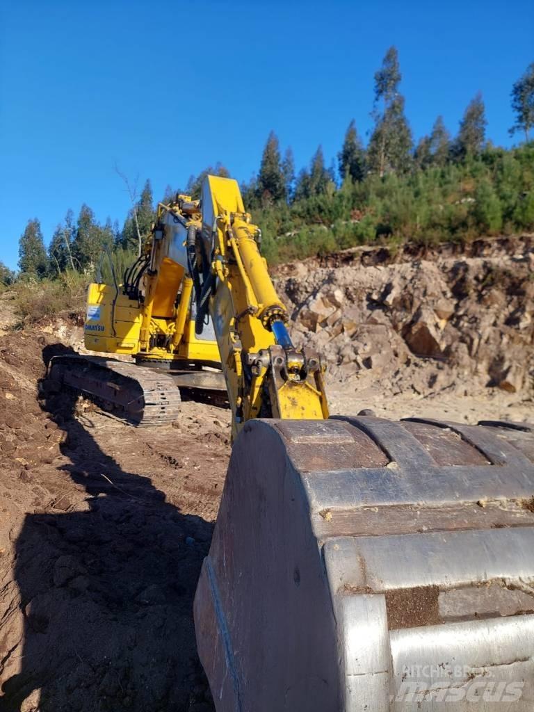 Komatsu PC 228 LC-3 Pelle sur chenilles