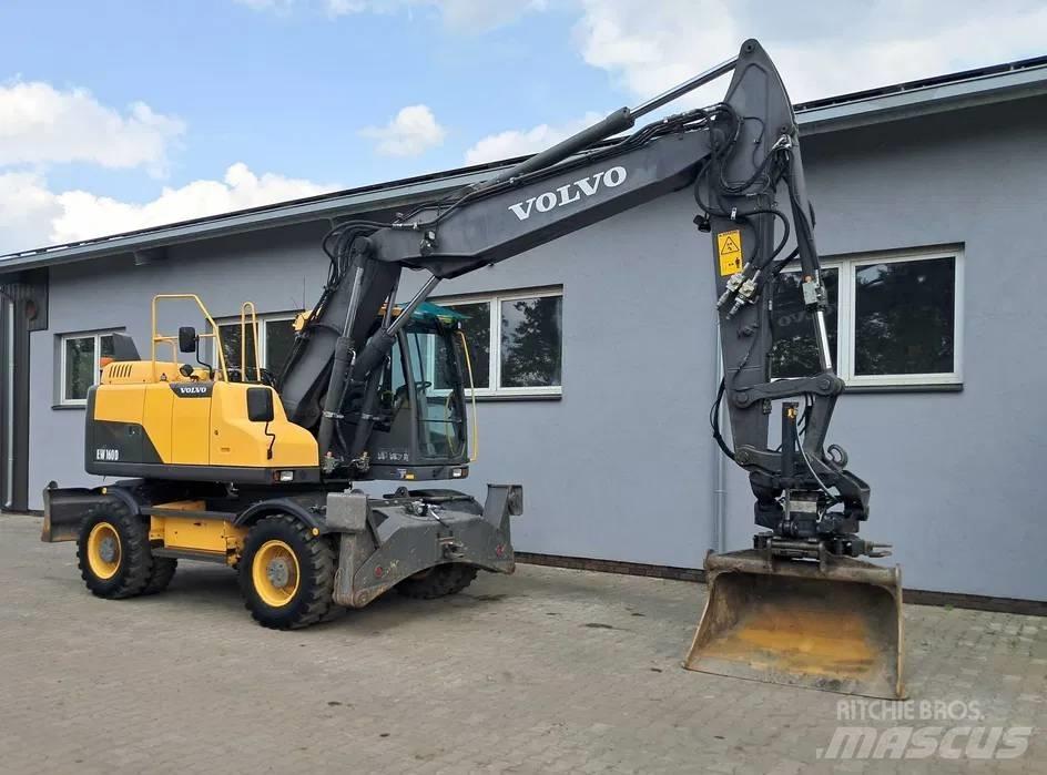 Volvo EW 160 D Pelle sur pneus