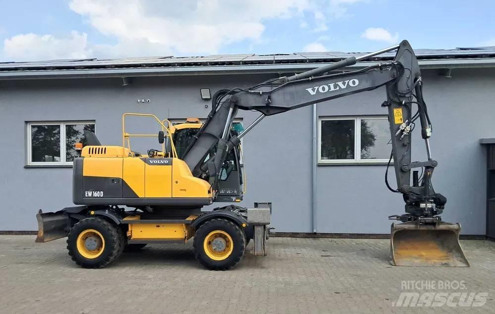 Volvo EW 160 D Pelle sur pneus