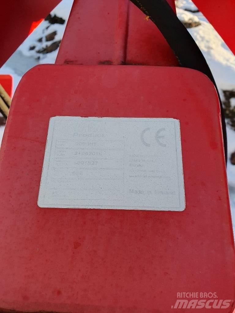 Vama 300 JH 1 Chasse neige
